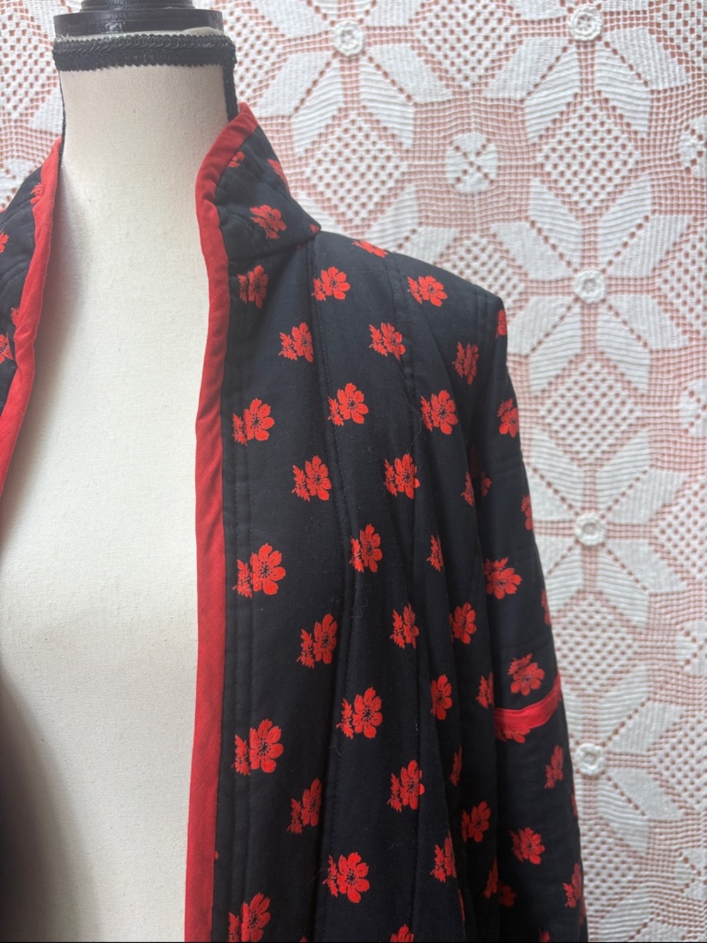Vintage Black & Red Floral Quilted Duster Robe – Gothic Prairie - Picture 2 of 13